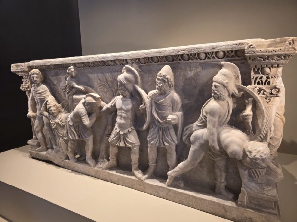 TROYA’NIN HİKÂYESİ ROMA’DA 2 MİLYONU AŞKIN ZİYARETÇİYLE BULUŞTU
